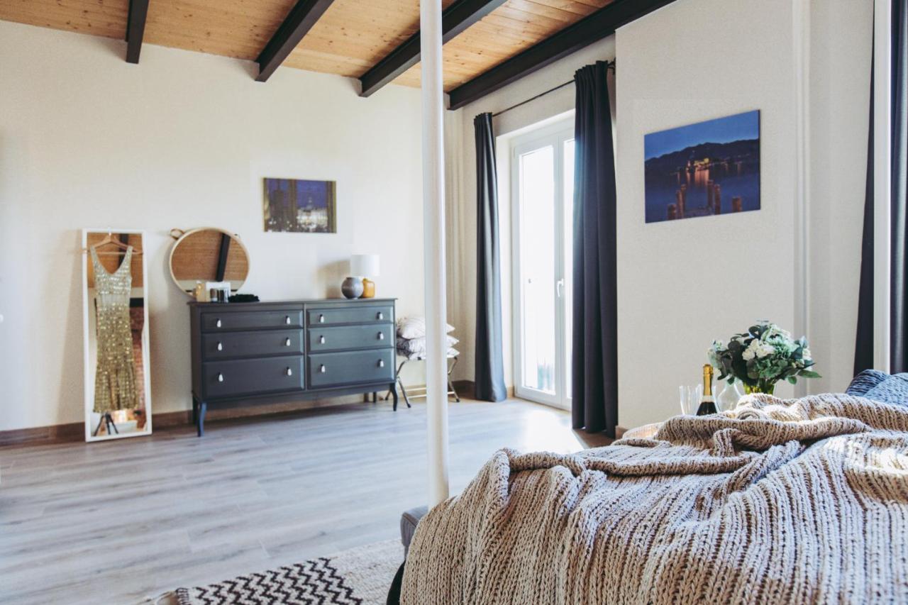 Villa Nº18 A Private Country Hideaway In Monferrato Alfiano Natta Exterior foto