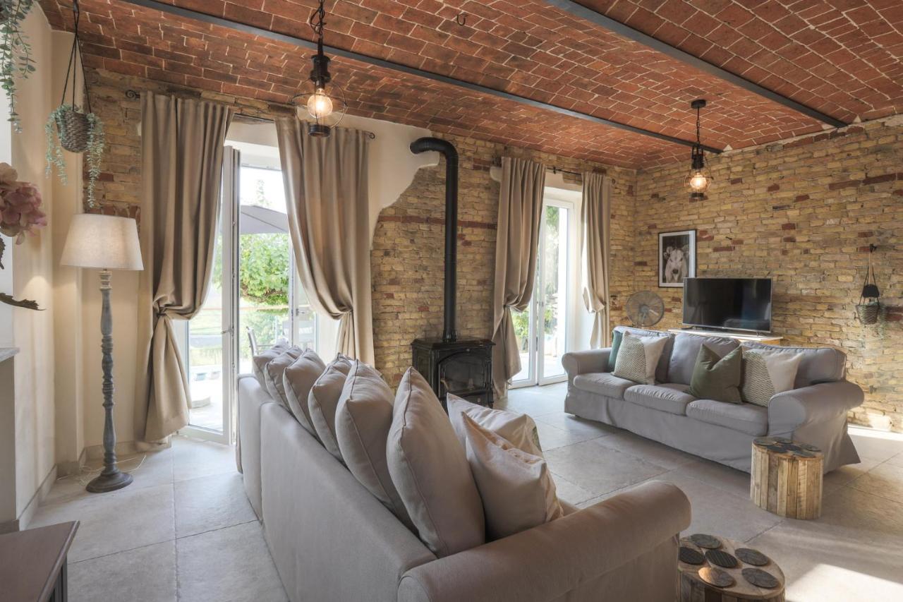 Villa Nº18 A Private Country Hideaway In Monferrato Alfiano Natta Exterior foto